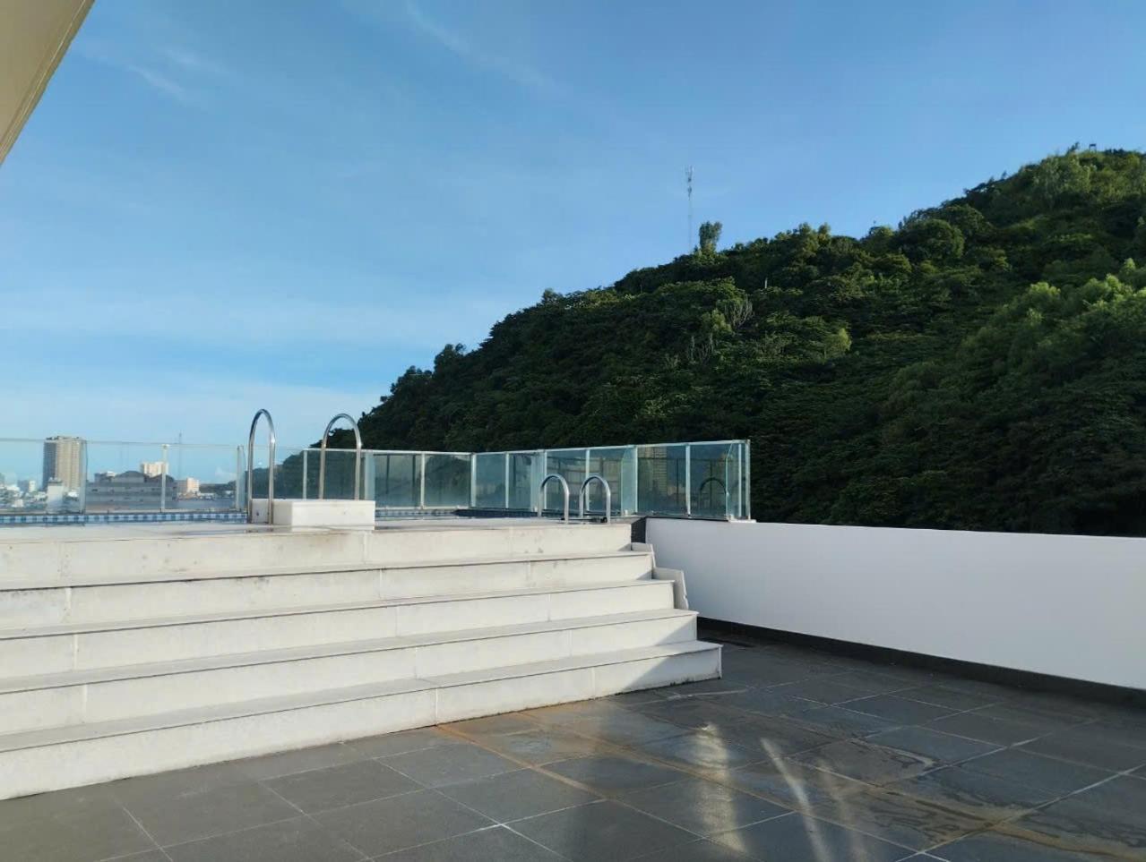 Blue Sea Luxury Hotel & Apartment Vung Tau Exterior photo